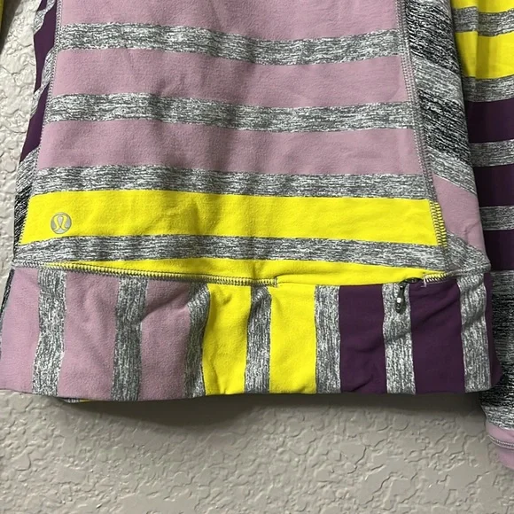 Lululemon Athletica striped long sleeve top size 4 - Picture 4 of 9